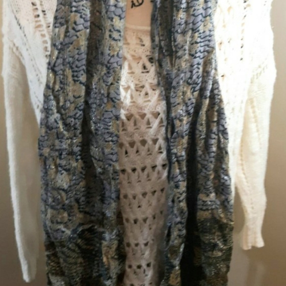 Womens apt 9 snake print multi colored wide scarf - Picture 3 of 5